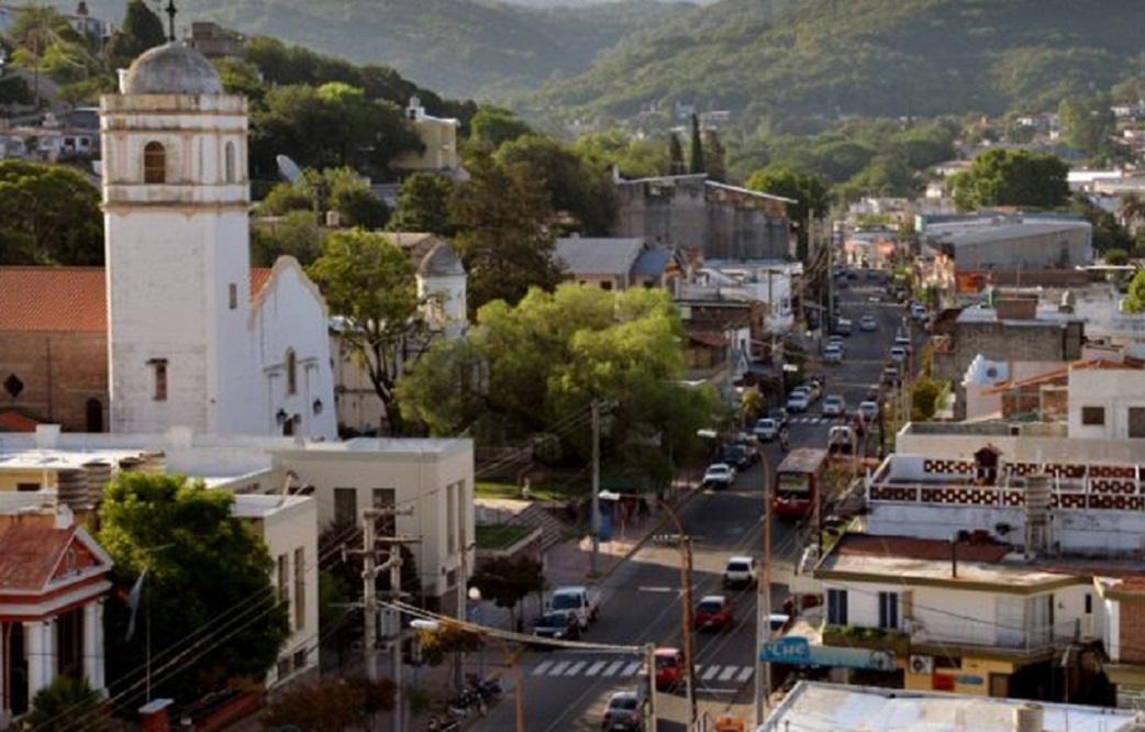 Adiós a los “naranjitas”: Río Ceballos regula la calle