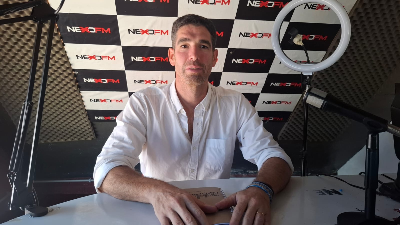 “La educación está en tensión y las familias más exigidas que nunca”