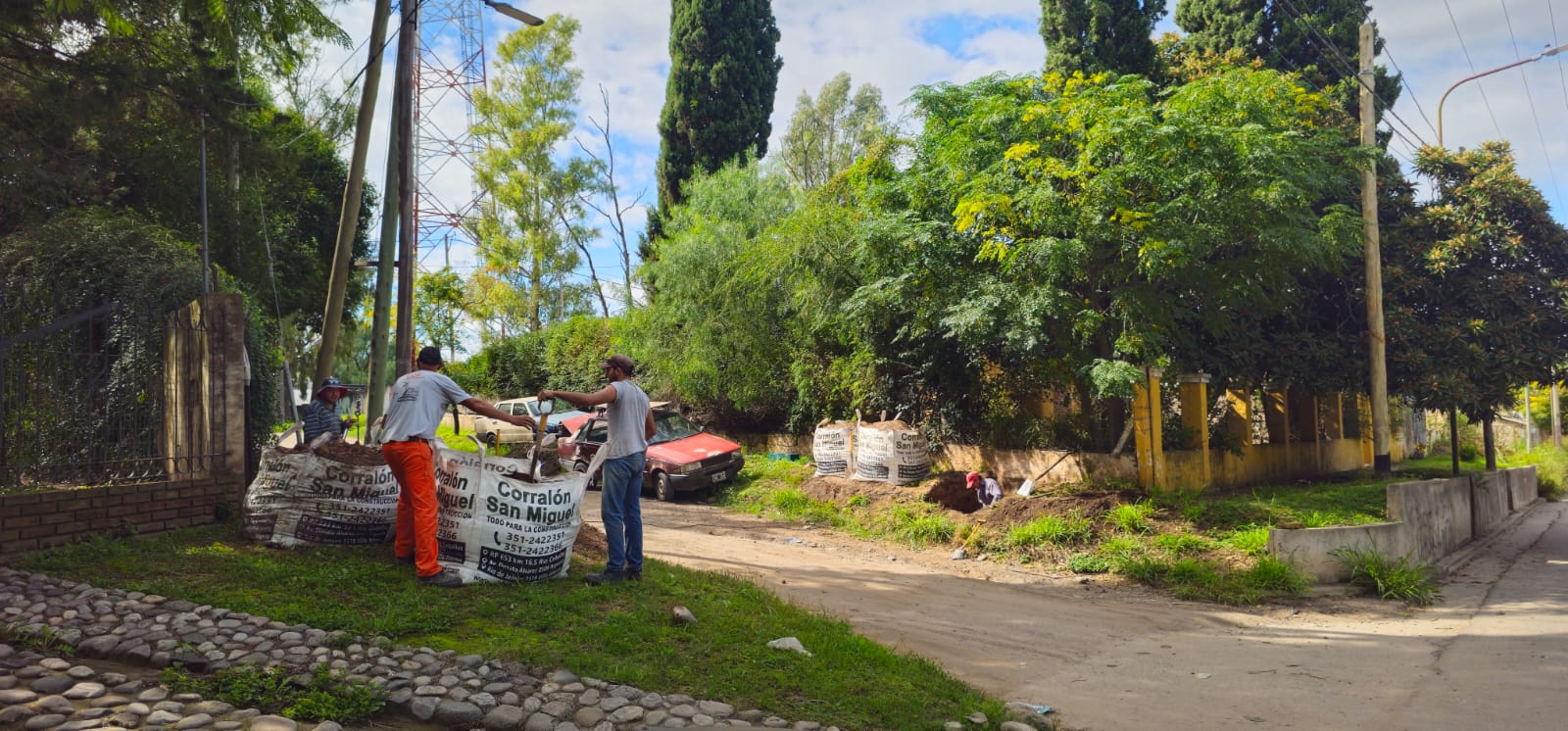 Portones en Villa Allende: arrancaron las obras y crece el rechazo vecinal